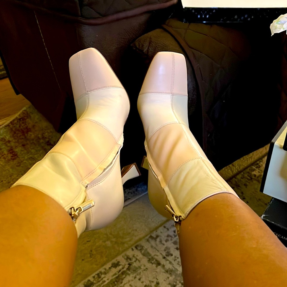 Sam Edelman Multi Leather Ivory Olina Booties